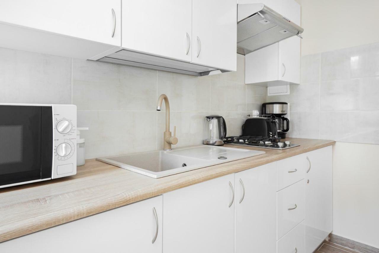 Apartments Warsaw Solidarnosci By Renters Екстериор снимка